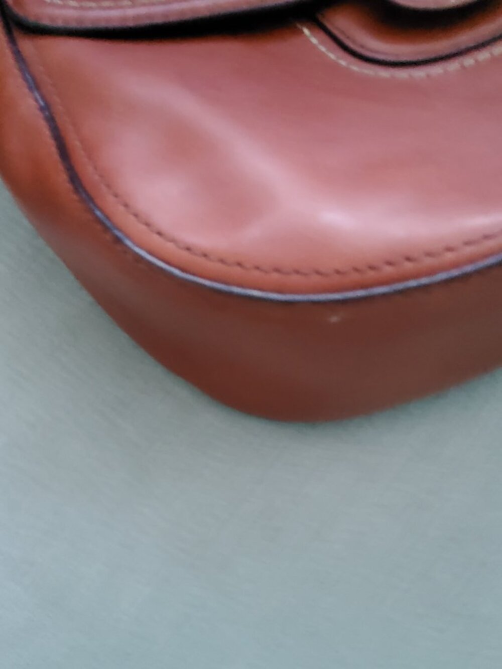 Coach Willis Crossbody in British Tan 19132 - Picture 11 of 13